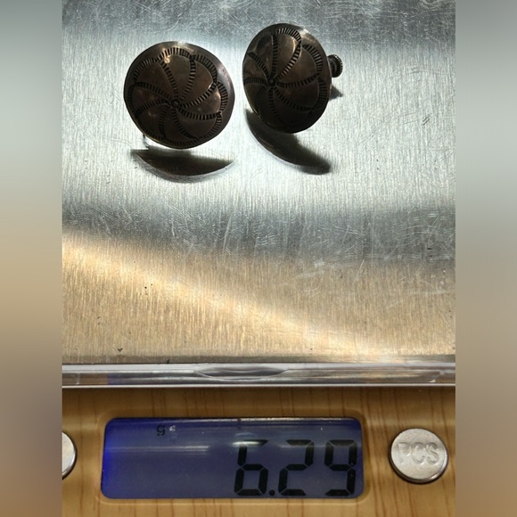 Navajo Vintage Native Signed Sterling Silver 925 Concho Earrings Screwback UITA3 - Picture 9 of 9